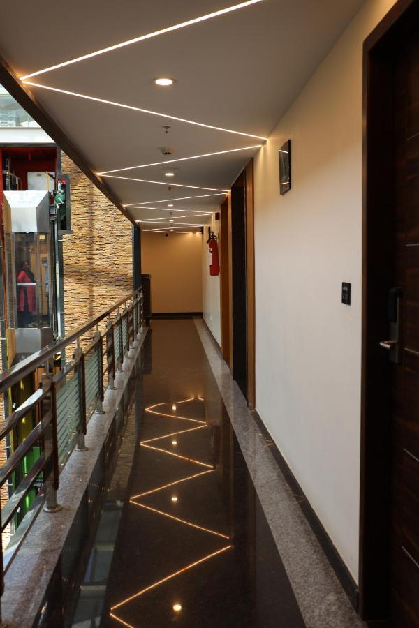 Npg Hotel Bangalore Just 10 Mins Drive From The Kempegowda International Airport المظهر الخارجي الصورة