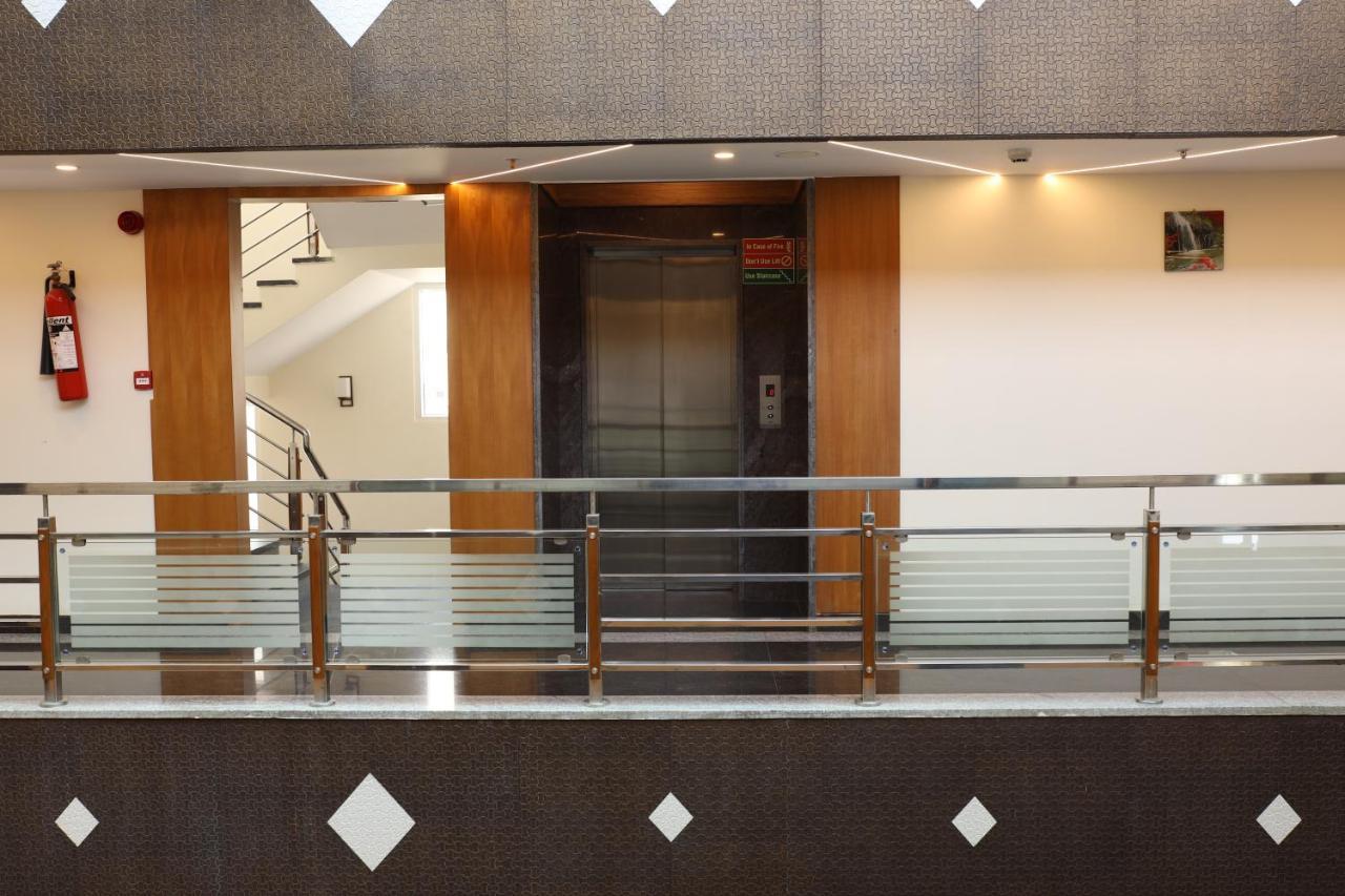 Npg Hotel Bangalore Just 10 Mins Drive From The Kempegowda International Airport المظهر الخارجي الصورة